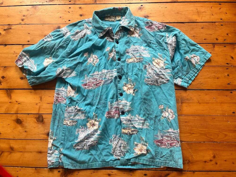 Hawaiian Button-Down Shirt Size XL Teal Vintage Cars Print y2k